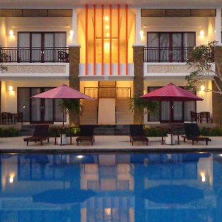 D' Kubu Pratama Homestay Νούσα Ντούα Εξωτερικό φωτογραφία