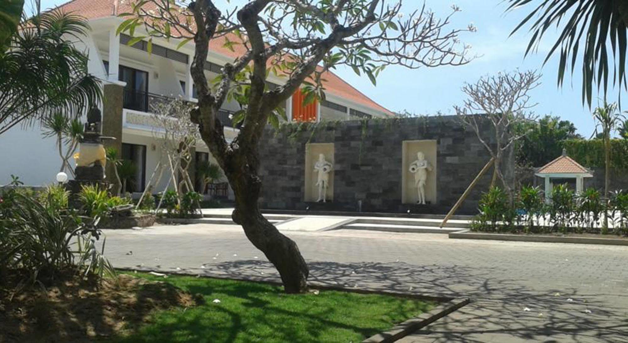 D' Kubu Pratama Homestay Νούσα Ντούα Εξωτερικό φωτογραφία